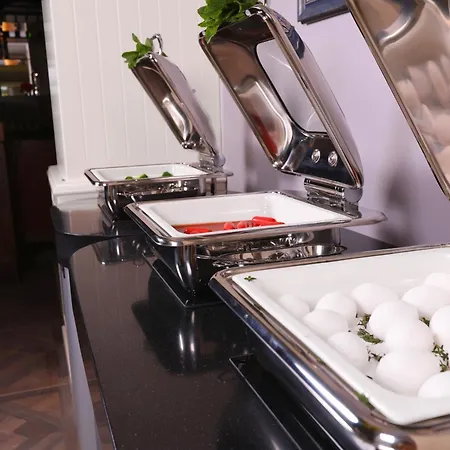 Michelangelo Boutique Hotell 2*