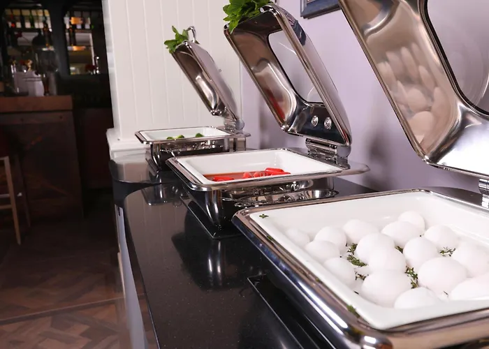 Michelangelo Boutique Hotel 2*