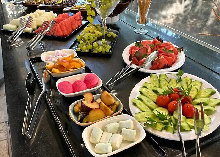 Michelangelo Boutique Отель Дальян