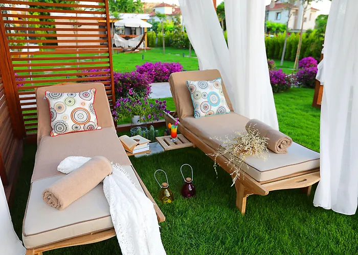 Michelangelo Boutique Дальян