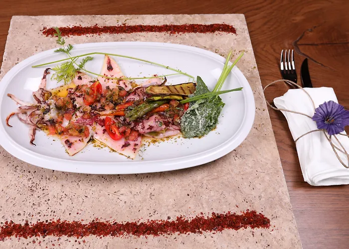 Michelangelo Boutique Дальян