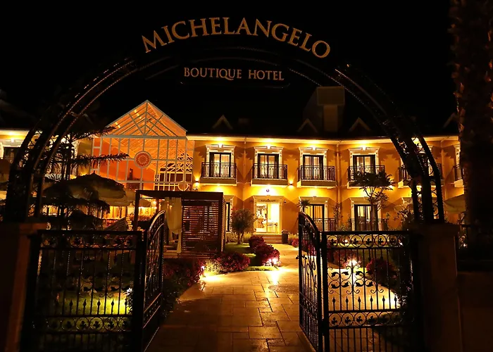 Michelangelo Boutique Дальян