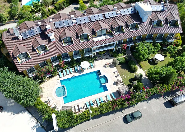 Отель Michelangelo Boutique